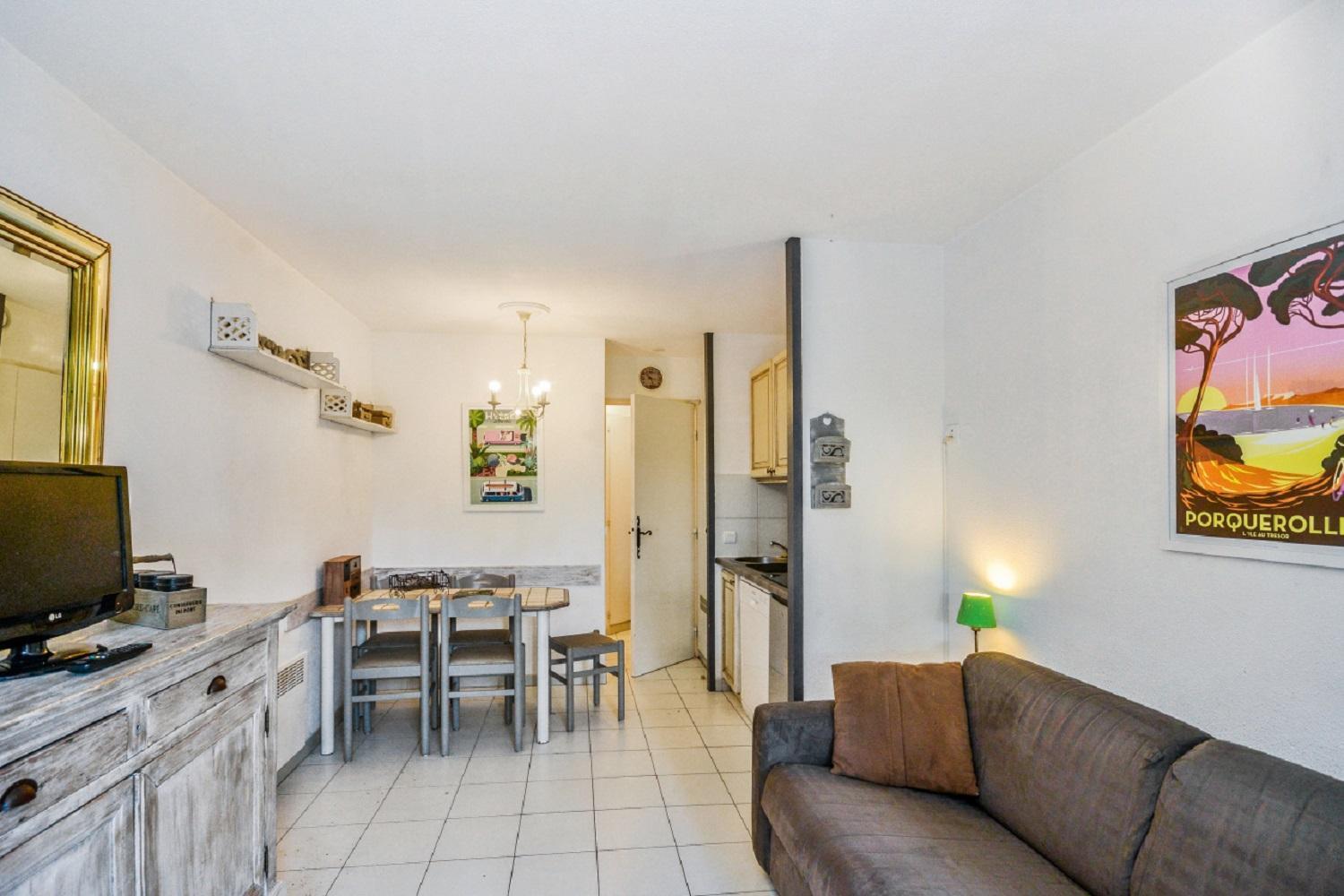Residence La Pinede - Maeva Home 히에레 객실 사진